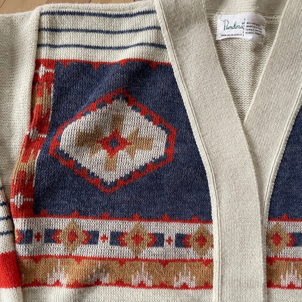 Vintage 1970s wrap sweater - Picture 6 of 8